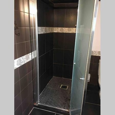 Bel Appartement En Rez De Jardin, 10Min Centre Et 300M Quais De Seine Wifi Rouen Esterno foto